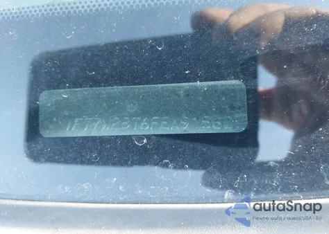 2015 Ford F-250 Lariat z USA, uszkodzony, nr VIN 1FT7W2BT6FEA91562